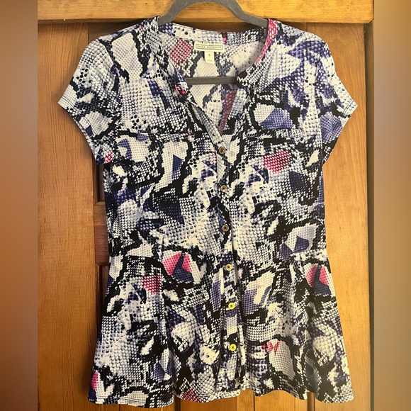 Snakeskin Pattern Peplum Button Down Blouse - Picture 1 of 6